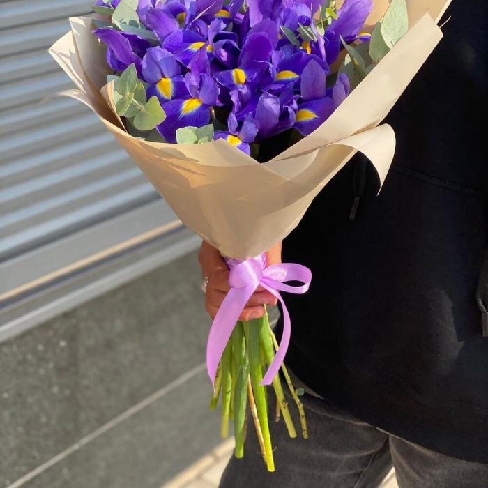Букет «11 ирисов», фото 5
